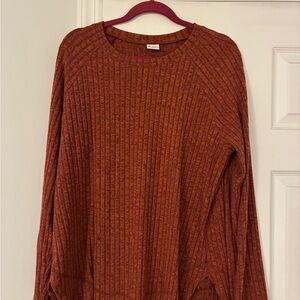 Elegant Women's Burnt Orange Sweater